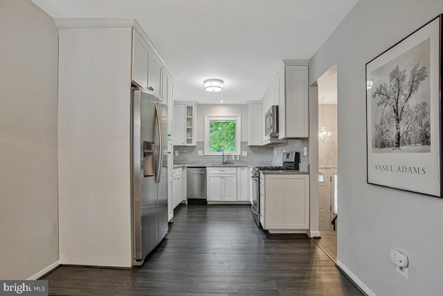 454 MANOR RD, Arnold, MD 21012
