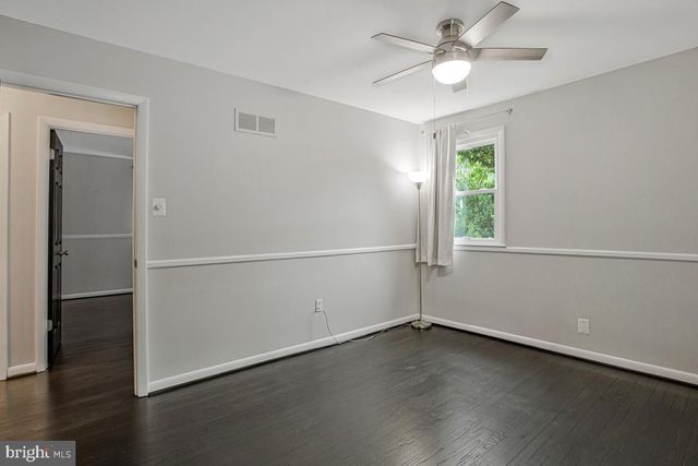 454 MANOR RD, Arnold, MD 21012