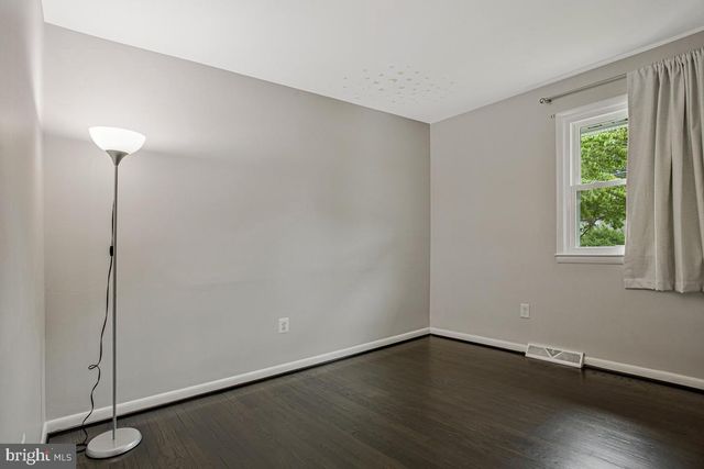 454 MANOR RD, Arnold, MD 21012