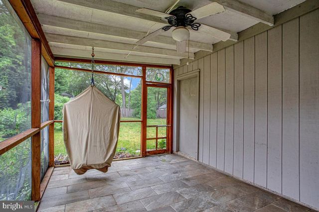 454 MANOR RD, Arnold, MD 21012