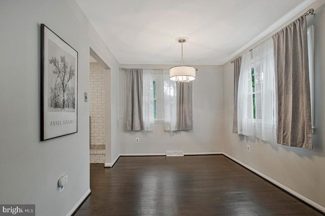 454 MANOR RD, Arnold, MD 21012