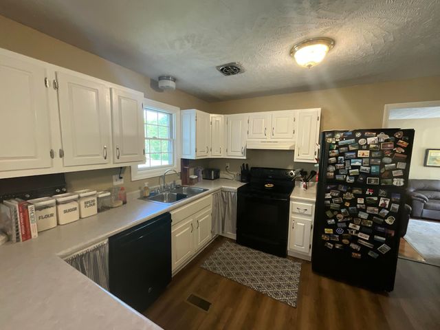 110 Cherry Lane, Burnside, KY 42519
