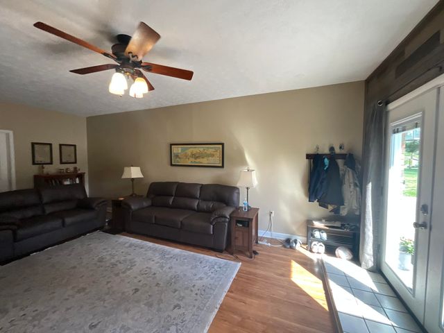 110 Cherry Lane, Burnside, KY 42519