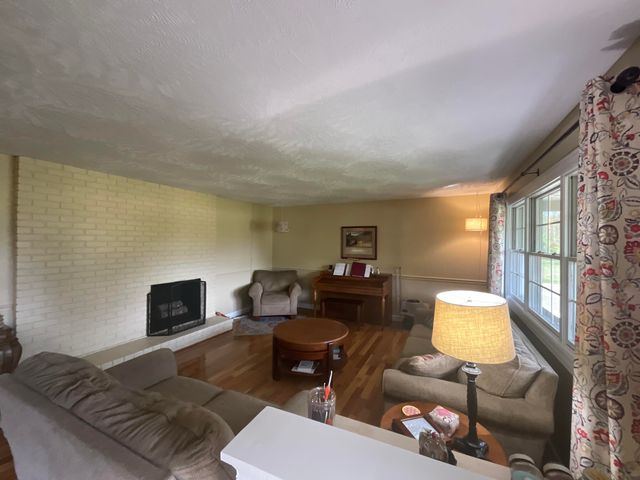 110 Cherry Lane, Burnside, KY 42519