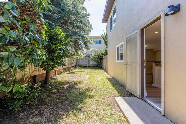 1114 S 57Th St, Richmond, CA 94804