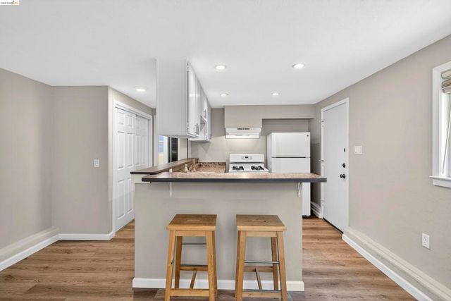 1114 S 57Th St, Richmond, CA 94804