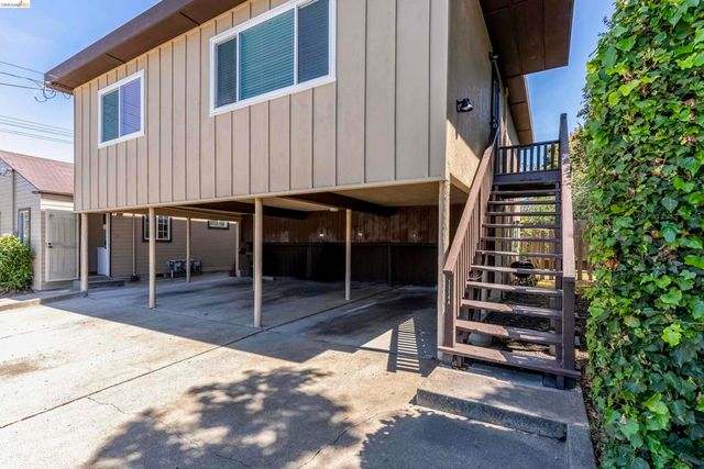 1114 S 57Th St, Richmond, CA 94804