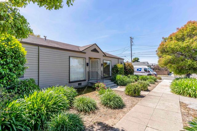 1114 S 57Th St, Richmond, CA 94804