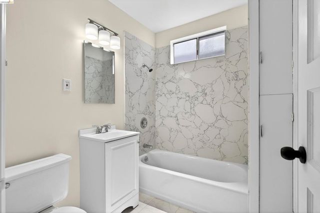 1114 S 57Th St, Richmond, CA 94804
