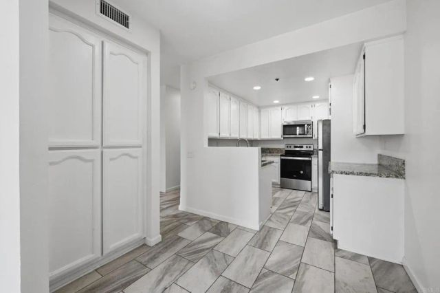 5845 Friars Road 1216, San Diego, CA 92110
