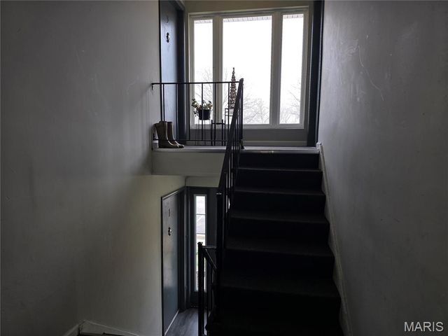 2 Bruce Drive, Florissant, MO 63031