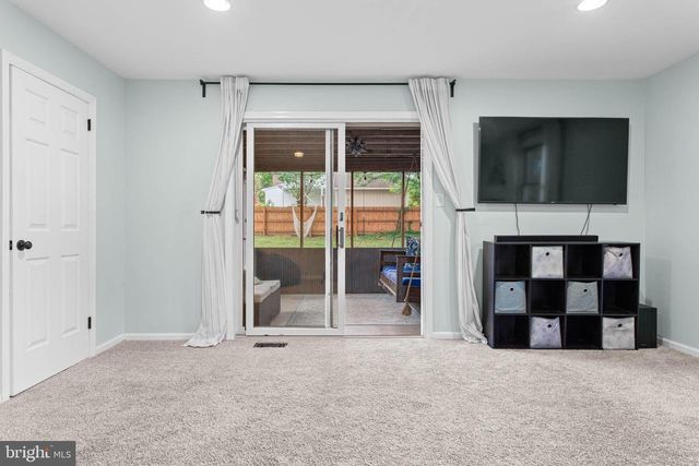 465 BRIARHILL RD, Springfield, PA 19064