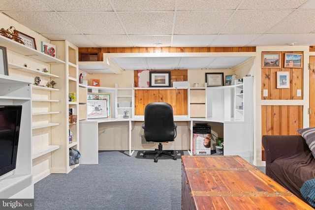 465 BRIARHILL RD, Springfield, PA 19064