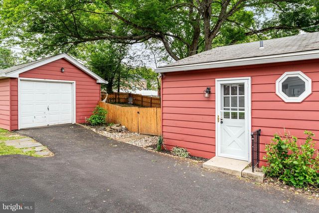 465 BRIARHILL RD, Springfield, PA 19064