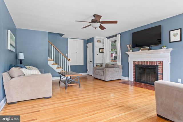 465 BRIARHILL RD, Springfield, PA 19064
