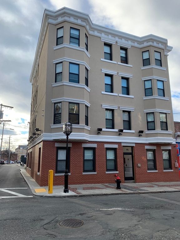 16 5th 2, Chelsea, MA 02150