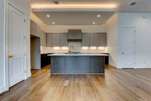 7120 Gary Street A, Houston, TX 77055