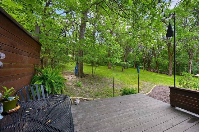 22001 S Hedge Hill Drive, Pleasant Hill, MO 64080