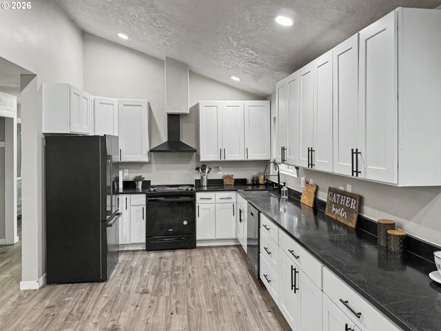 4559 47TH Ave Ne, Salem, OR 97305