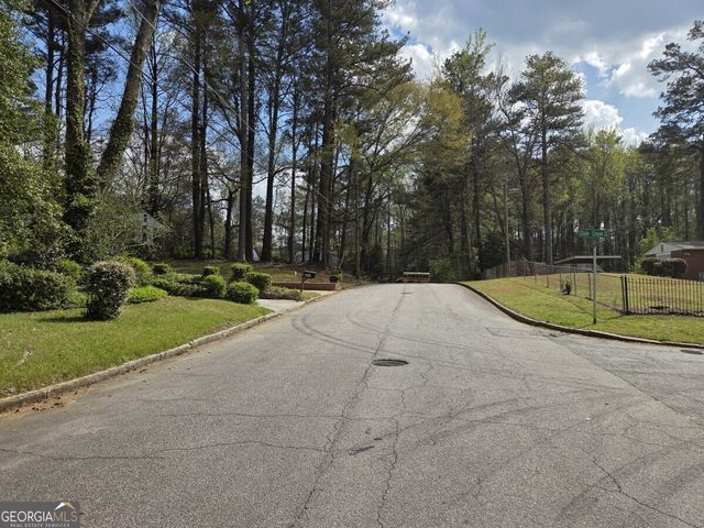 349 Chilton Drive NW, Atlanta, GA 30318