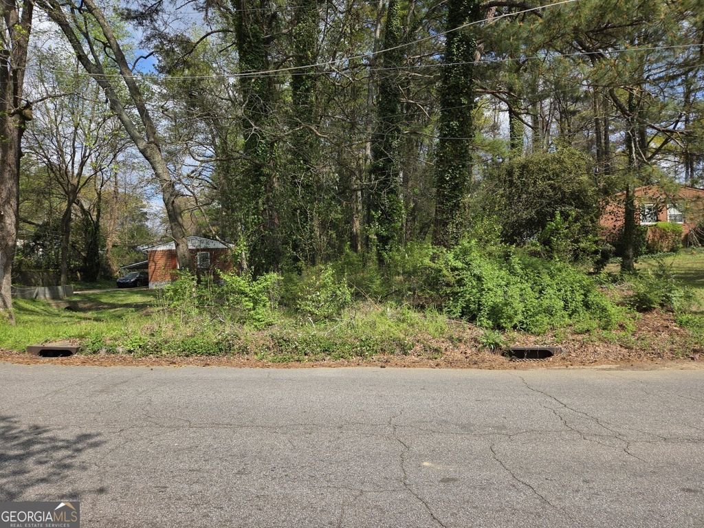 349 Chilton Drive NW, Atlanta, GA 30318
