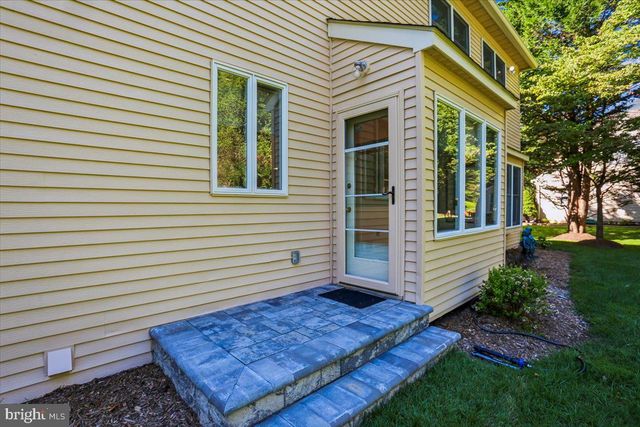 8105 DRY RIDGE, Montgomery Village, MD 20886