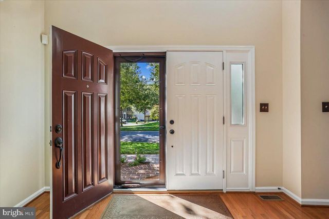 8105 DRY RIDGE, Montgomery Village, MD 20886