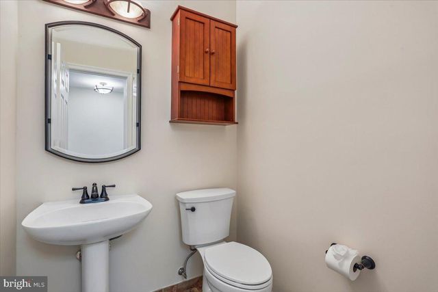 8105 DRY RIDGE, Montgomery Village, MD 20886