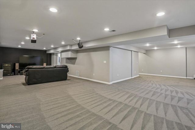 8105 DRY RIDGE, Montgomery Village, MD 20886