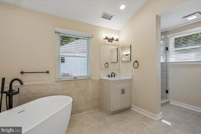 8105 DRY RIDGE, Montgomery Village, MD 20886