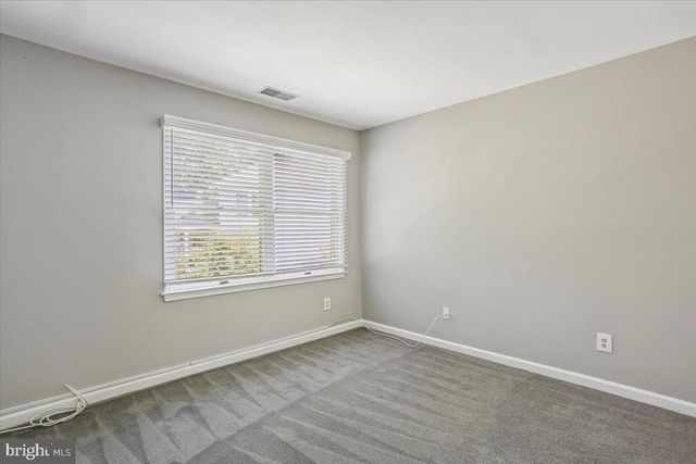 8105 DRY RIDGE, Montgomery Village, MD 20886