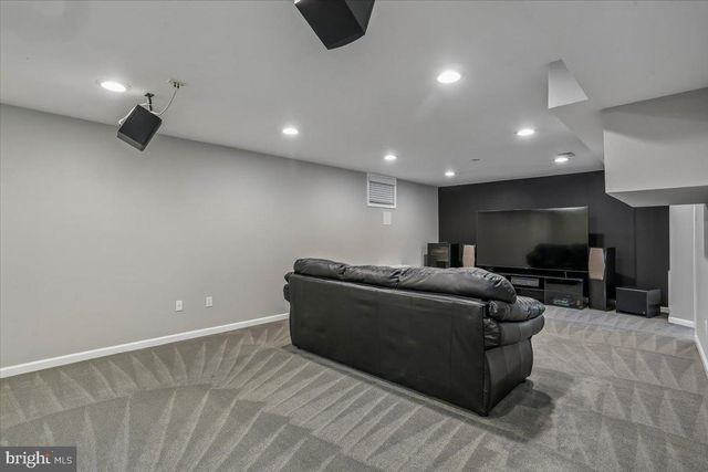 8105 DRY RIDGE, Montgomery Village, MD 20886