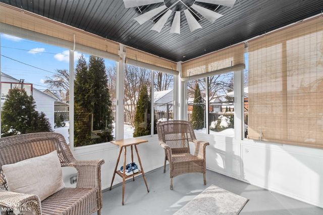 407 Kerby Road, Grosse Pointe Farms, MI 48236