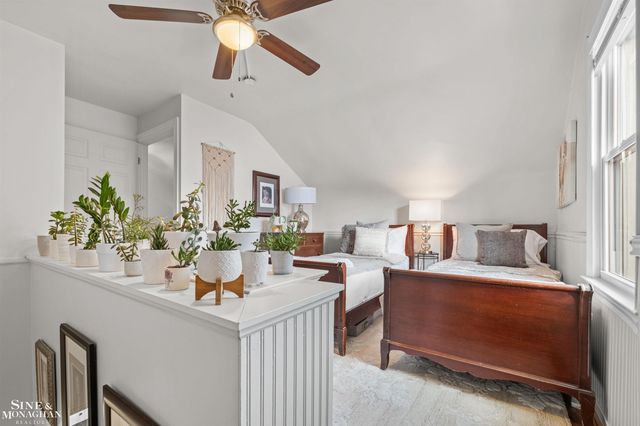 407 Kerby Road, Grosse Pointe Farms, MI 48236