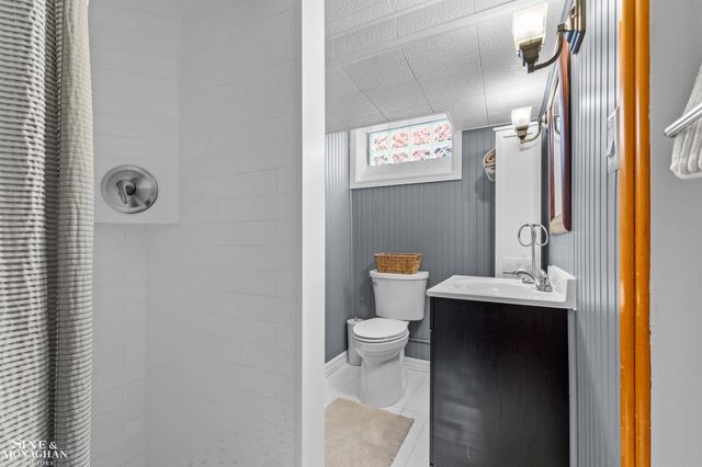 407 Kerby Road, Grosse Pointe Farms, MI 48236