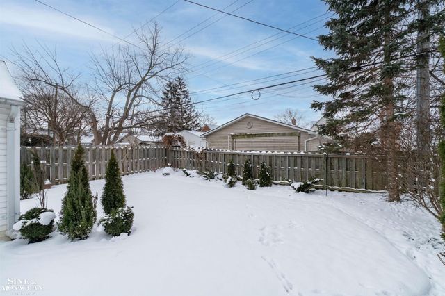 407 Kerby Road, Grosse Pointe Farms, MI 48236