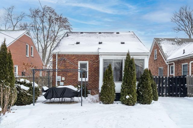 407 Kerby Road, Grosse Pointe Farms, MI 48236