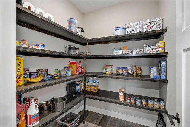 4858 S Aaron Avenue, Springfield, MO 65810