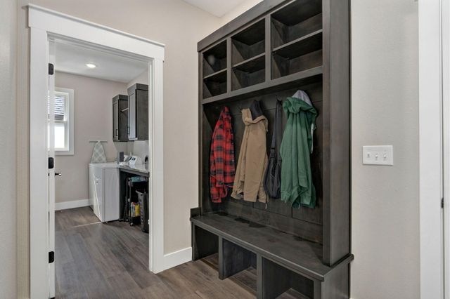 4858 S Aaron Avenue, Springfield, MO 65810