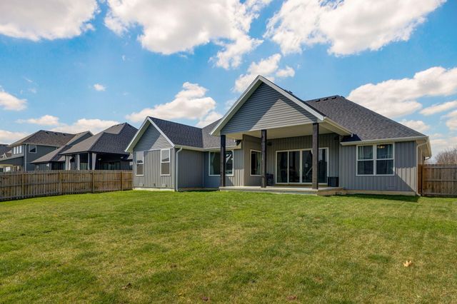 4858 S Aaron Avenue, Springfield, MO 65810