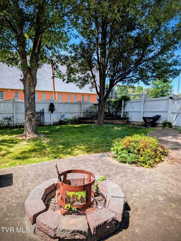 1801 East Sevier Avenue, Kingsport, TN 37664