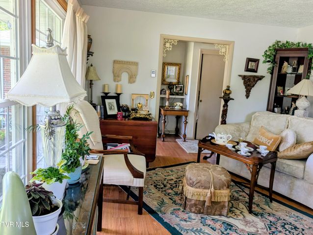 1801 East Sevier Avenue, Kingsport, TN 37664