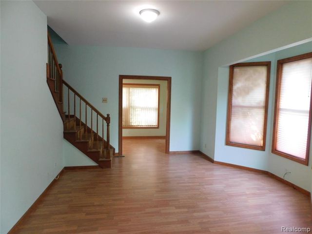 5284 Scotch Settlement Road, Almont, MI 48003