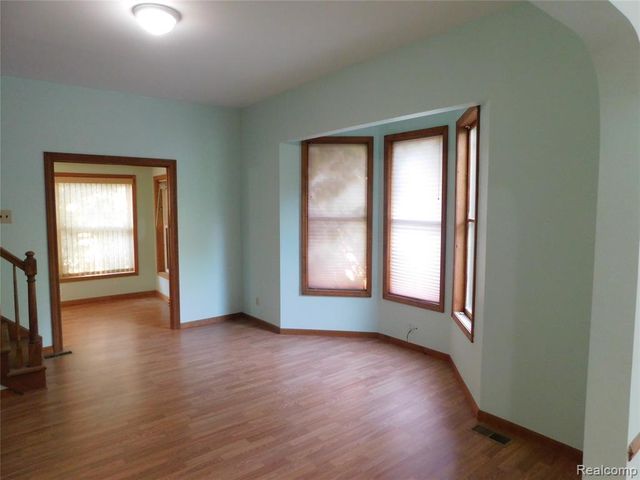 5284 Scotch Settlement Road, Almont, MI 48003