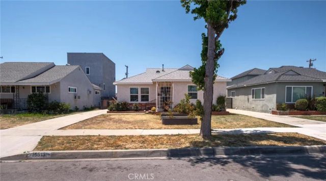 15513 Patronella, Gardena, CA 90249