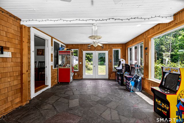 106 Turnpike Road, Somers, CT 06071
