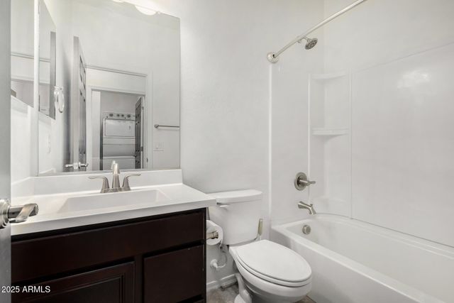 324 N 56th Place, Mesa, AZ 85205