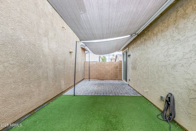 324 N 56th Place, Mesa, AZ 85205