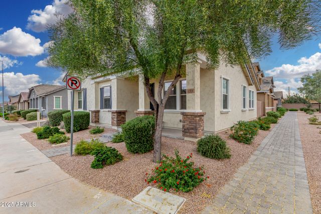 324 N 56th Place, Mesa, AZ 85205