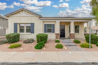 324 N 56th Place, Mesa, AZ 85205